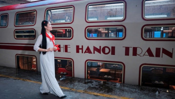 Mua Vé Tàu Hà Nội 5 Cửa Ô (The Hanoi Train) Nhận Vé Ngay  