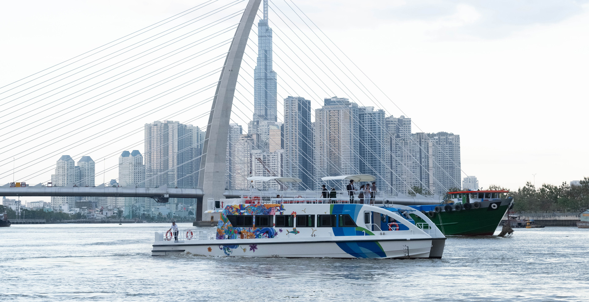 Bến Bạch Đằng - Saigon River Sightseeing