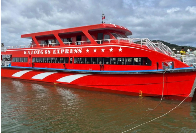 Tàu Kalong Đi Cô Tô